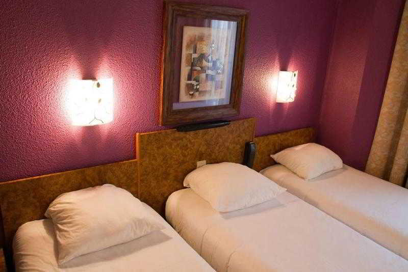 Hotel Du Trosy Clamart Bagian luar foto